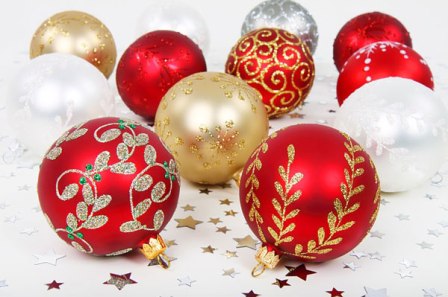 free-photo-christmas-ball-red-gold